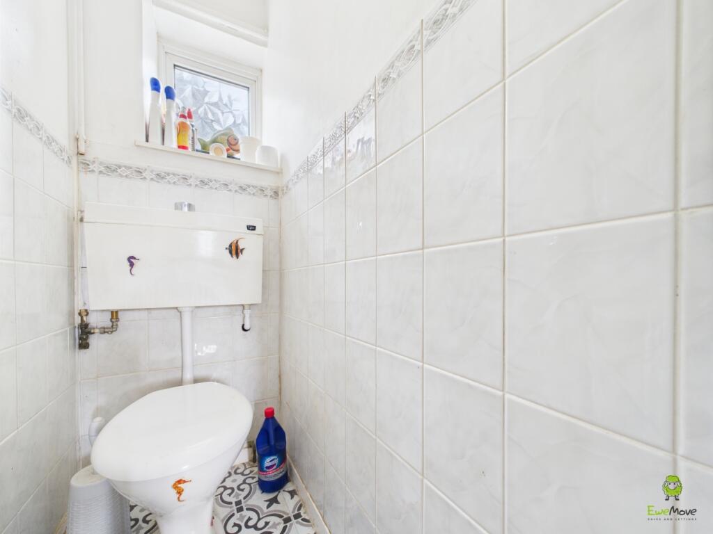 CAM02615G0-PR0094-STILL005