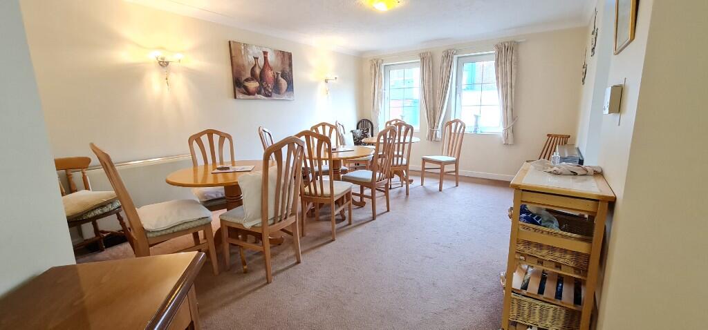 RESIDENTS DINING RM
