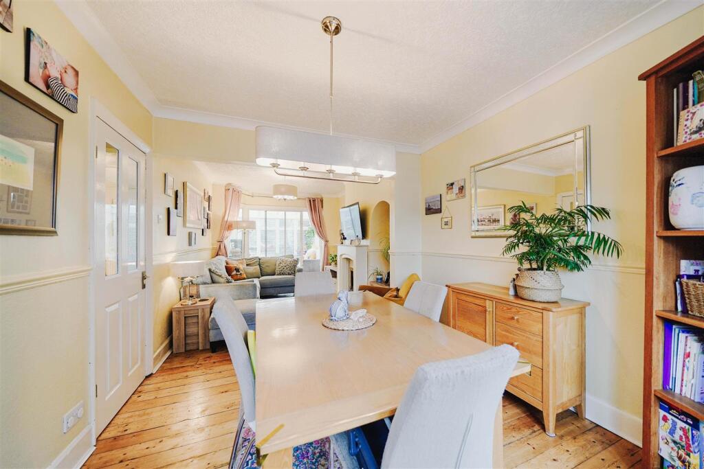Through Lounge/Dining Room