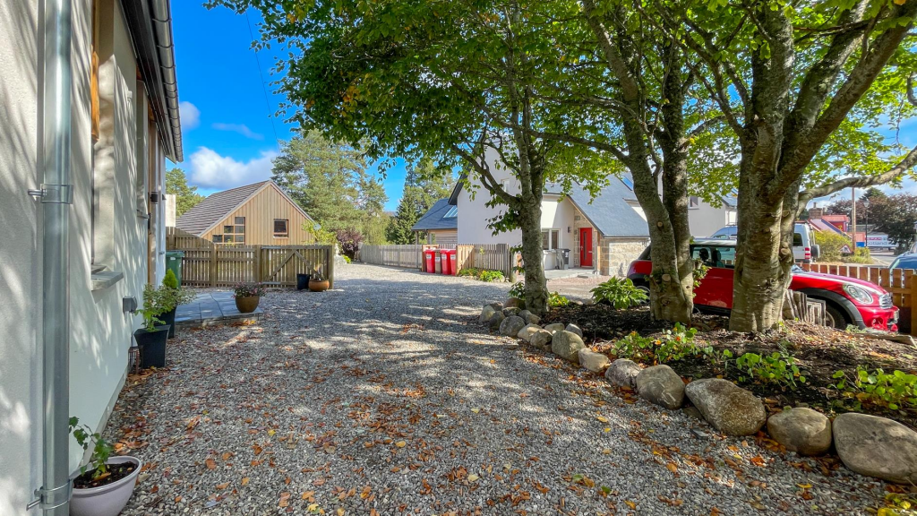 Smithy Cottage-24.png