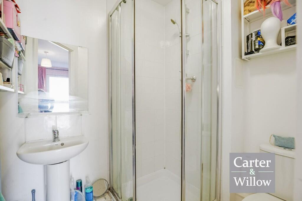 En suite shower room