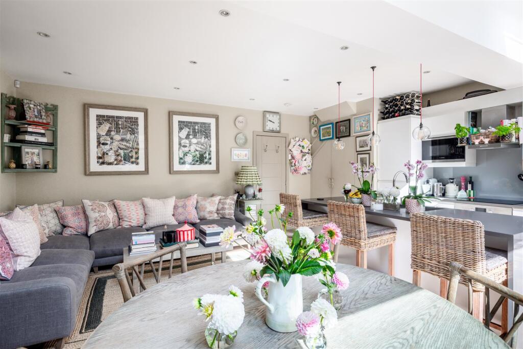 51 Sterne Street-10.jpg