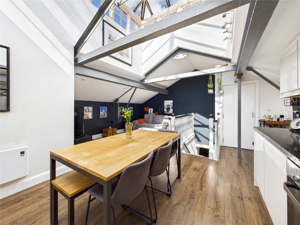 Kitchen/Diner/Lounge