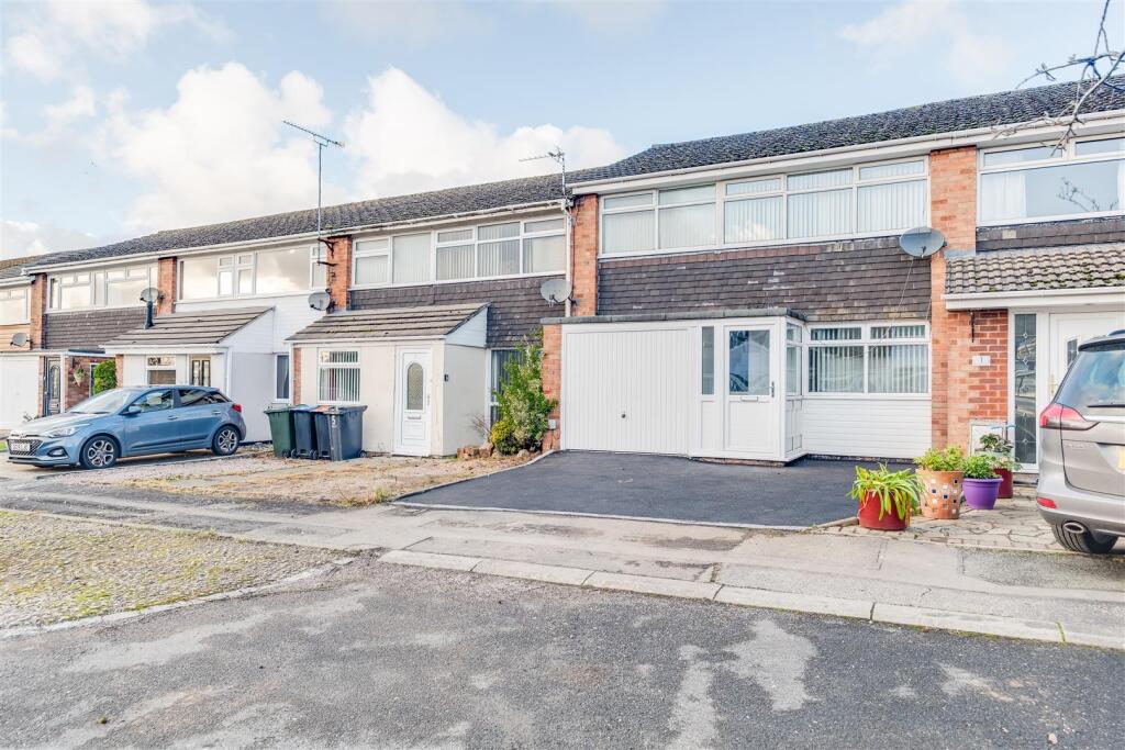 Constables - Meadow Close-14.jpg