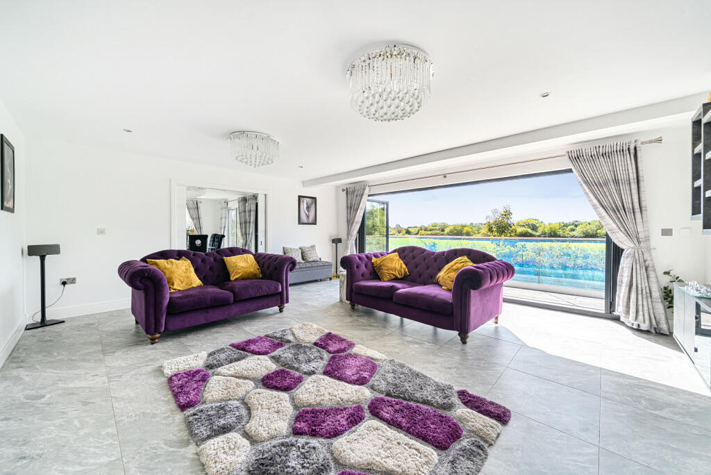 1347579-41-68bec0...