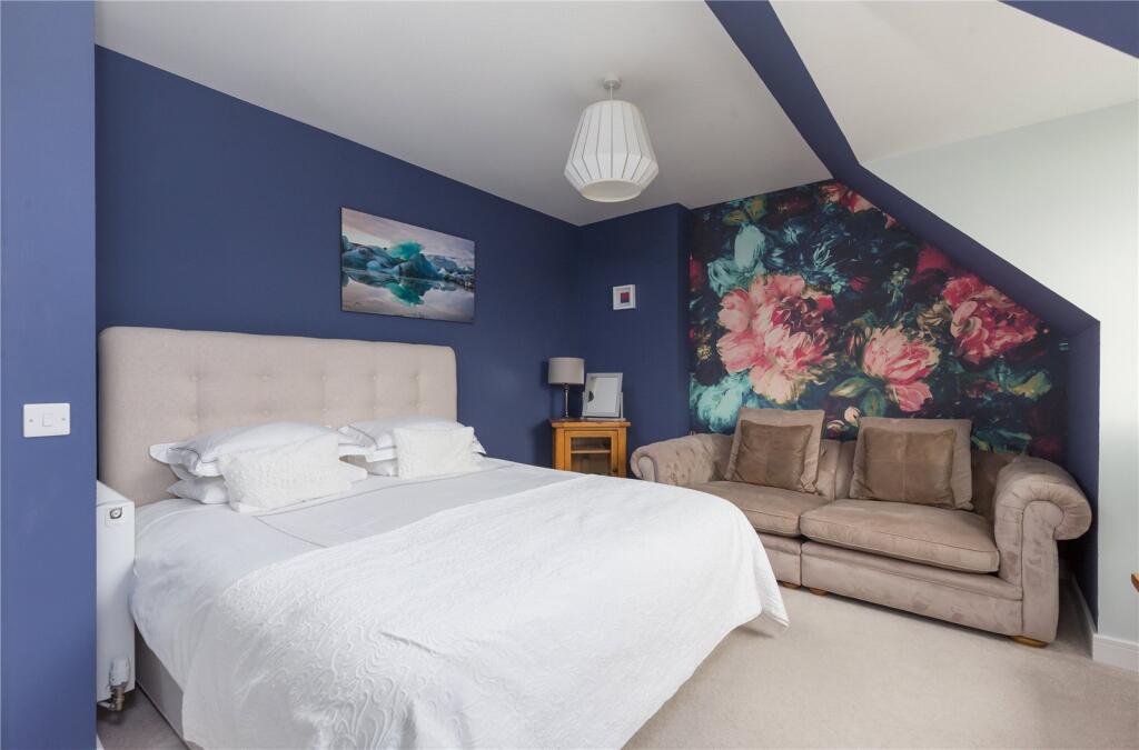 Craigmount Avenue 15