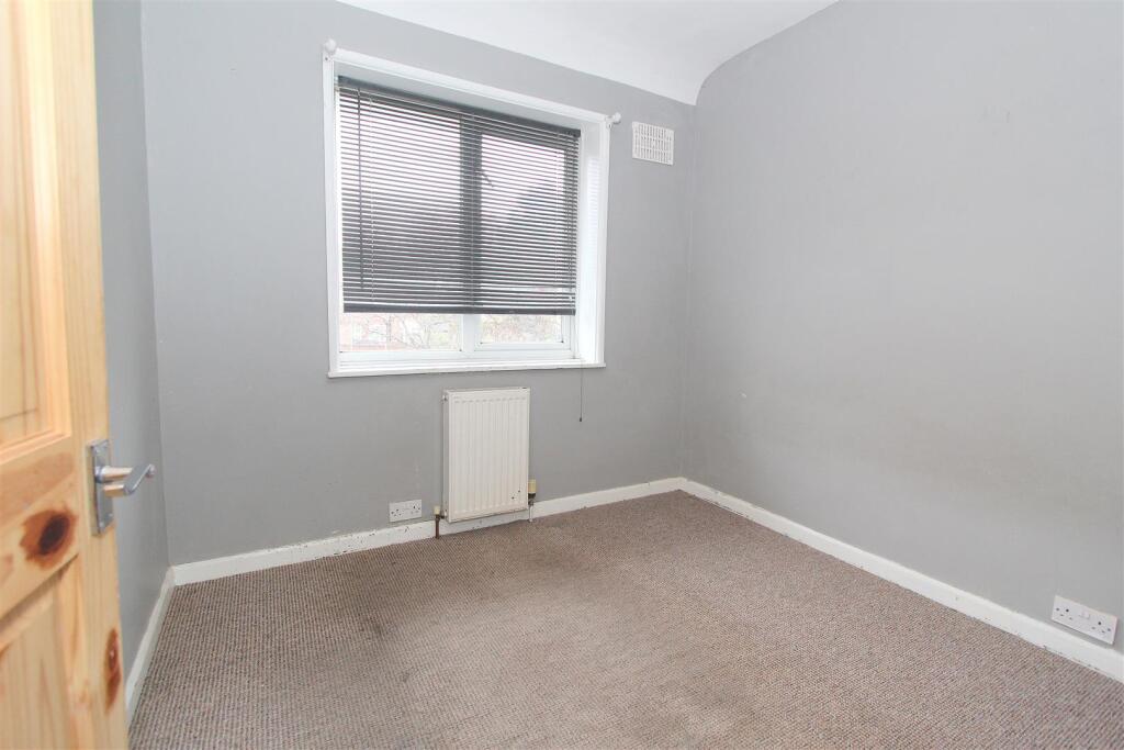 bed 3.JPG