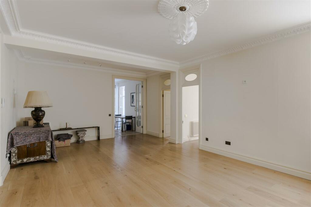 11, 2 Mansfield Street-3.jpg