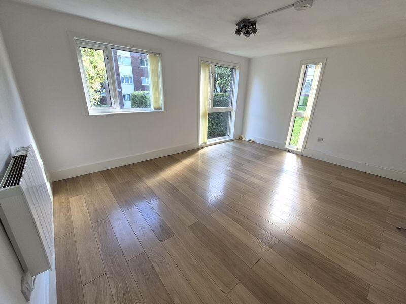 Lounge Dining Room