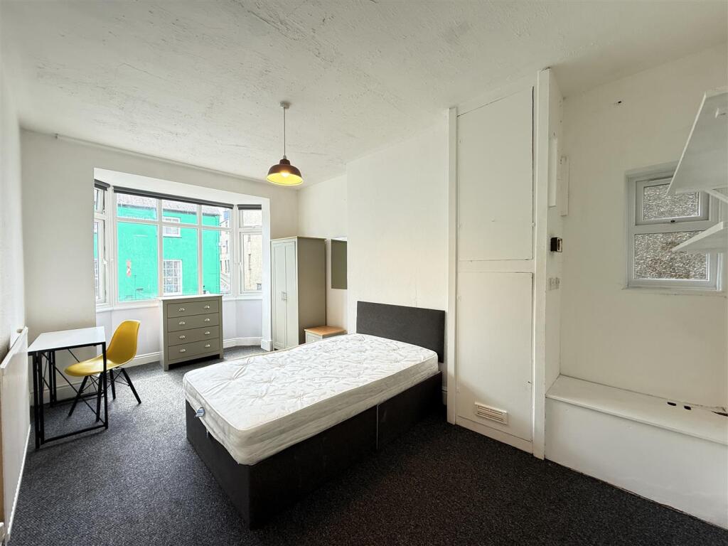 Bedroom 3.JPG