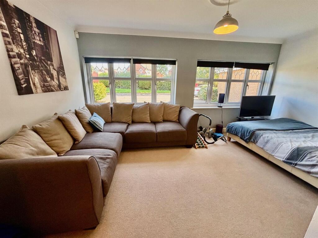 Family Room/Home Office/Dependant Relative Annex