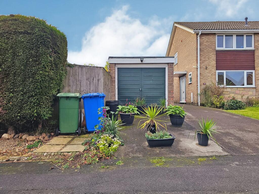 67cf0a28-e05e-49d2-9ba6-6f707c3386fa