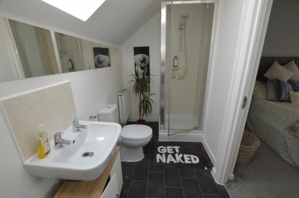 En Suite Shower Room