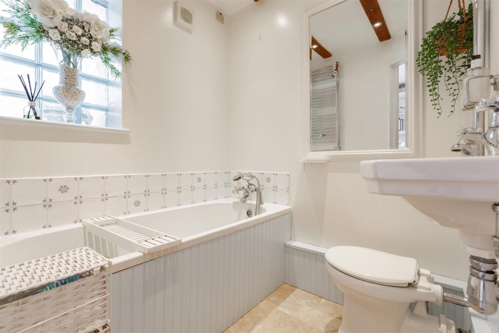 12 Fairview-HR12.jpg