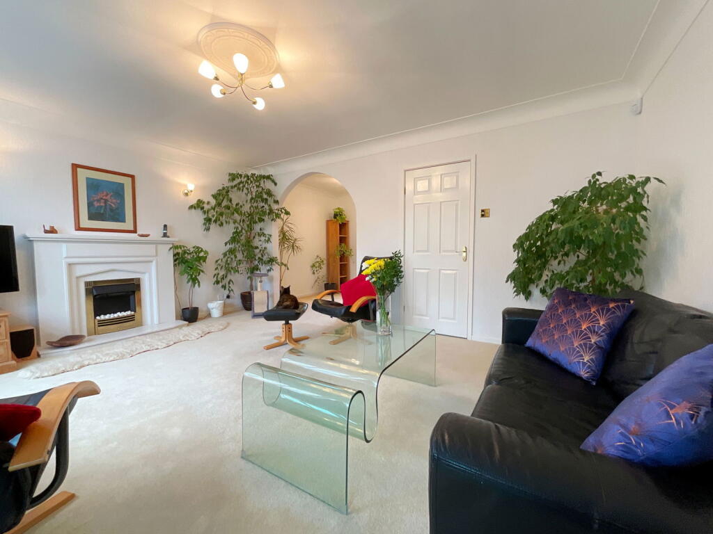 47862 S1415645 IMG 04 0000 T202510231335.jpeg