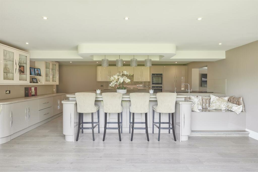 Frith_Meadow_Landbeach_100624 5.jpg