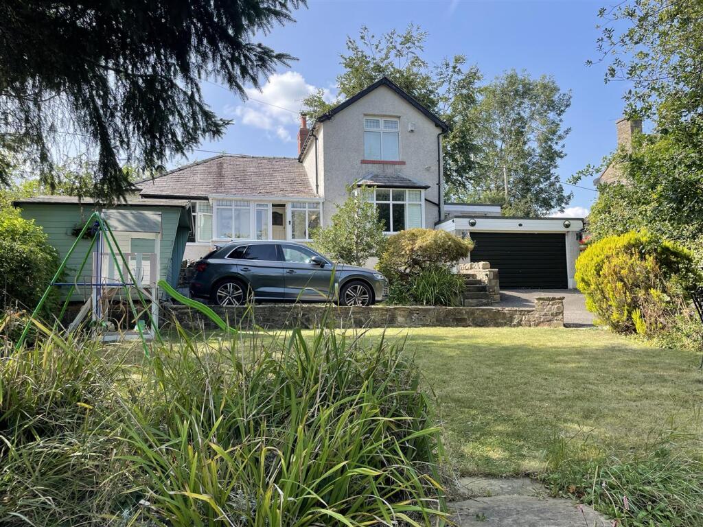 IMG_7653 - front photo.jpg