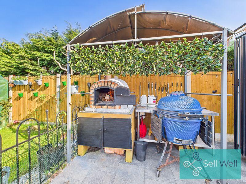 Outdoor Kitchen Area