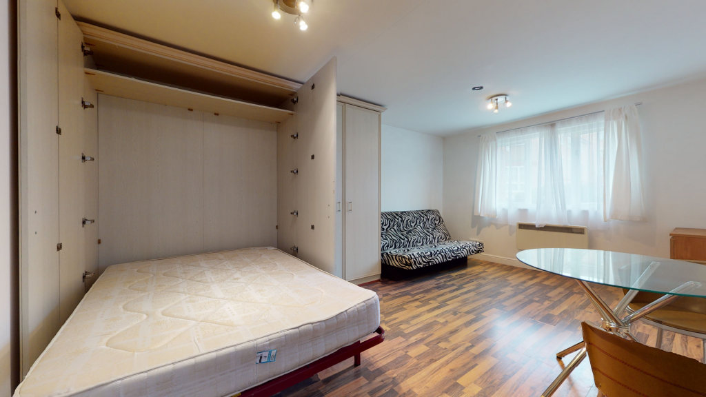STUDIO/SUITE ONE