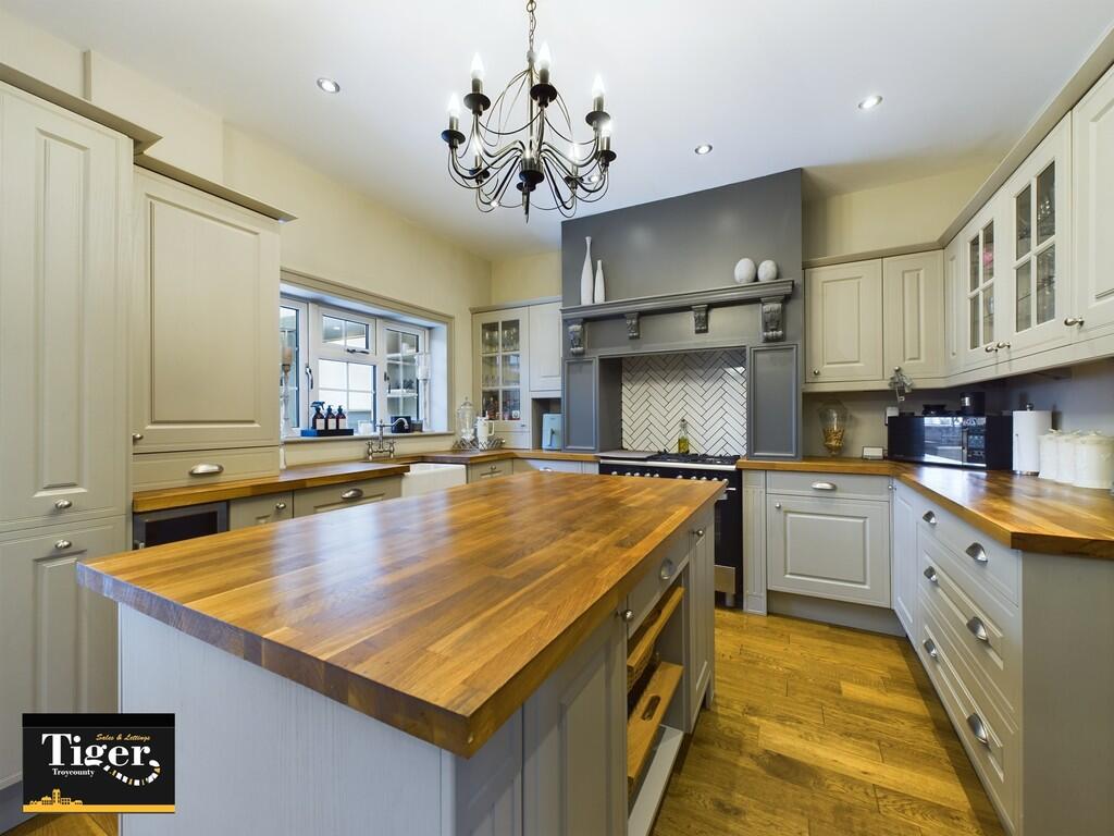 CAM03440G0-PR0065...