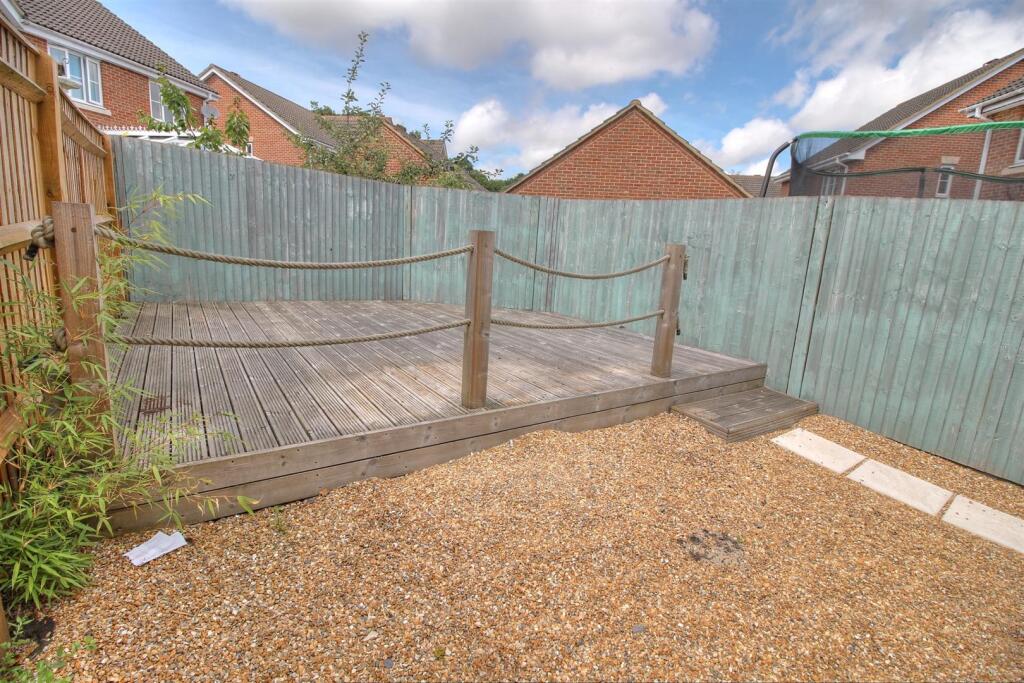 Rear Garden (Custom).jpg