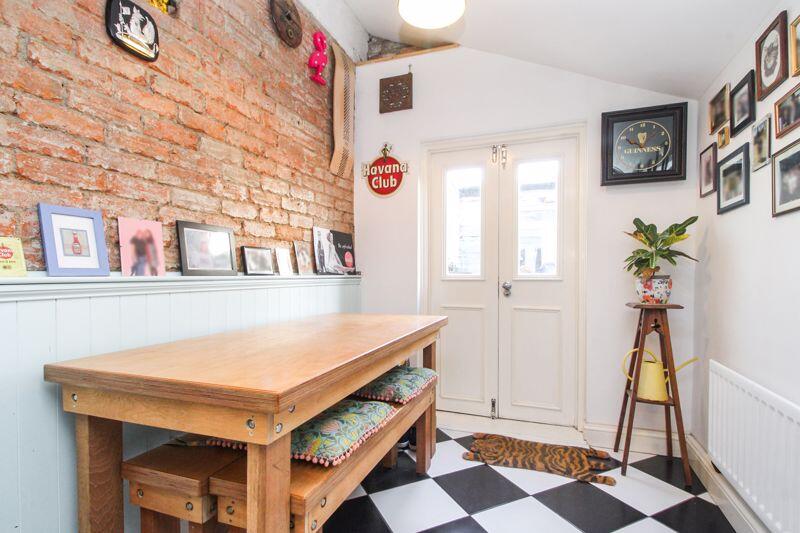 Kitchen/Breakfast