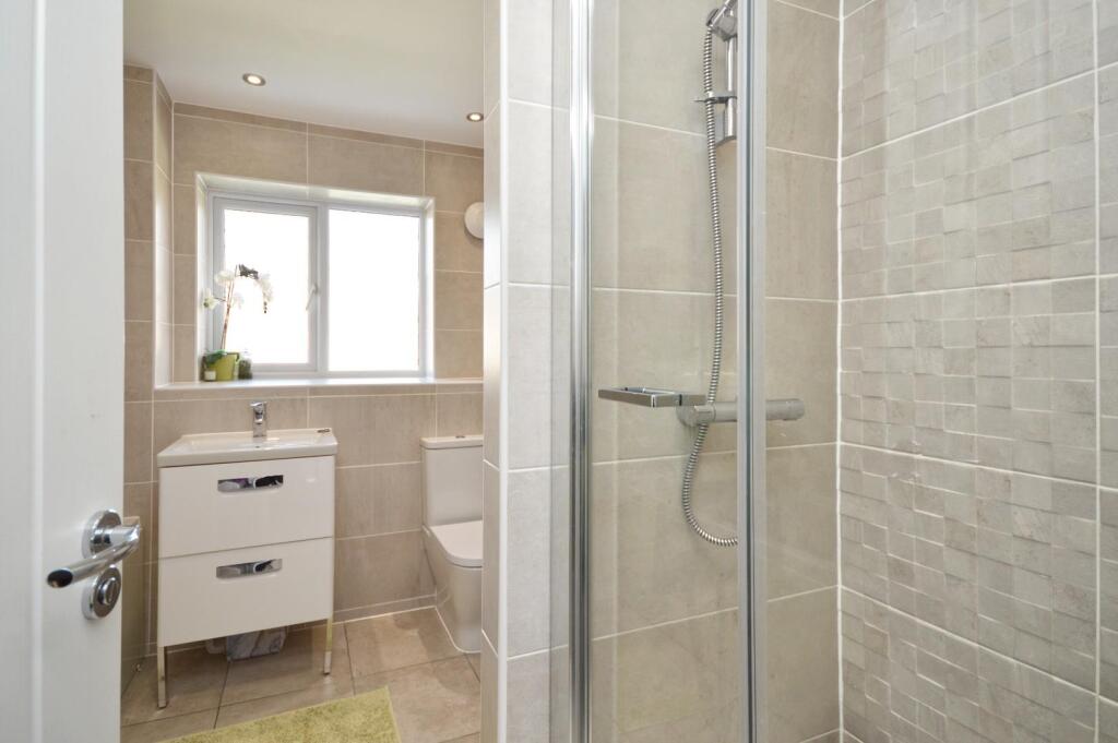 En Suite Shower Room