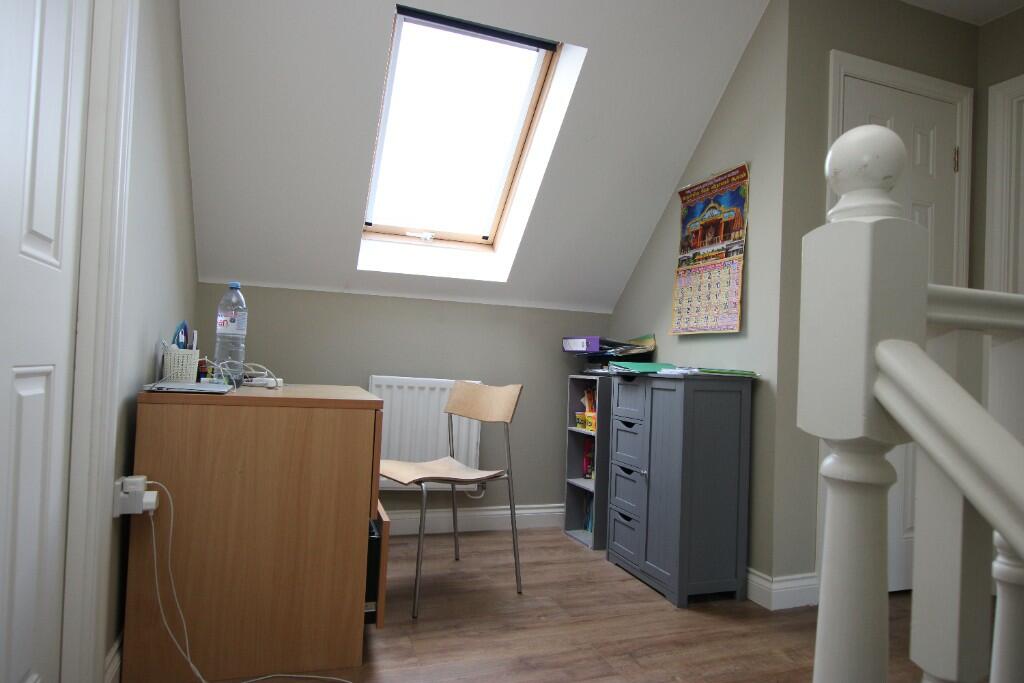 2nd floor landing
