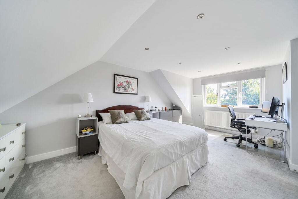 1349429-20-68c025...