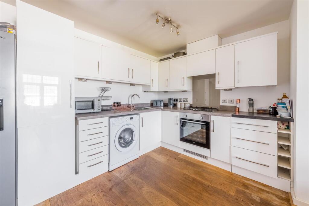 Flat 3, Newick Road-3.jpg