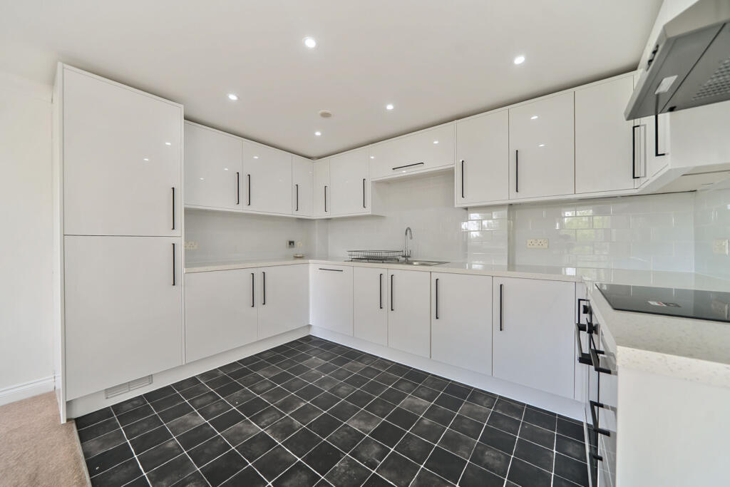 1309515-8-685547f...