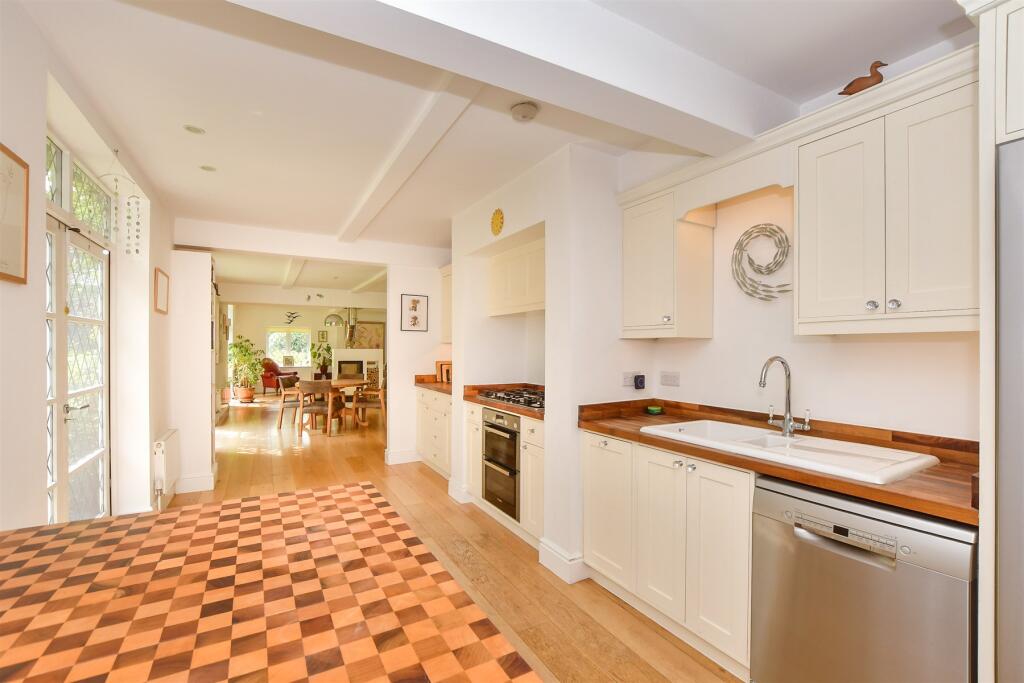 Kitchen/Breakfast Room