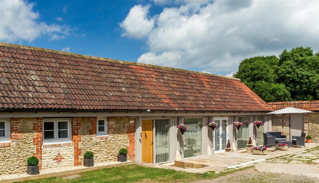 Nables_Fm-24 close.jpg