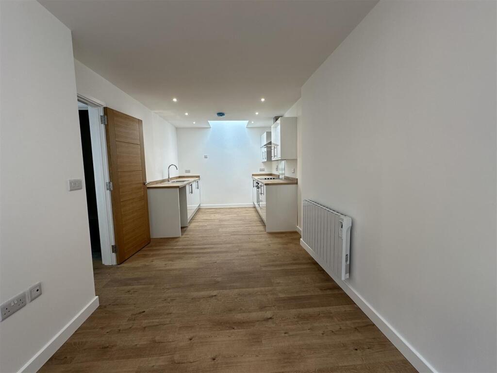 Lounge Kitchen.jpeg