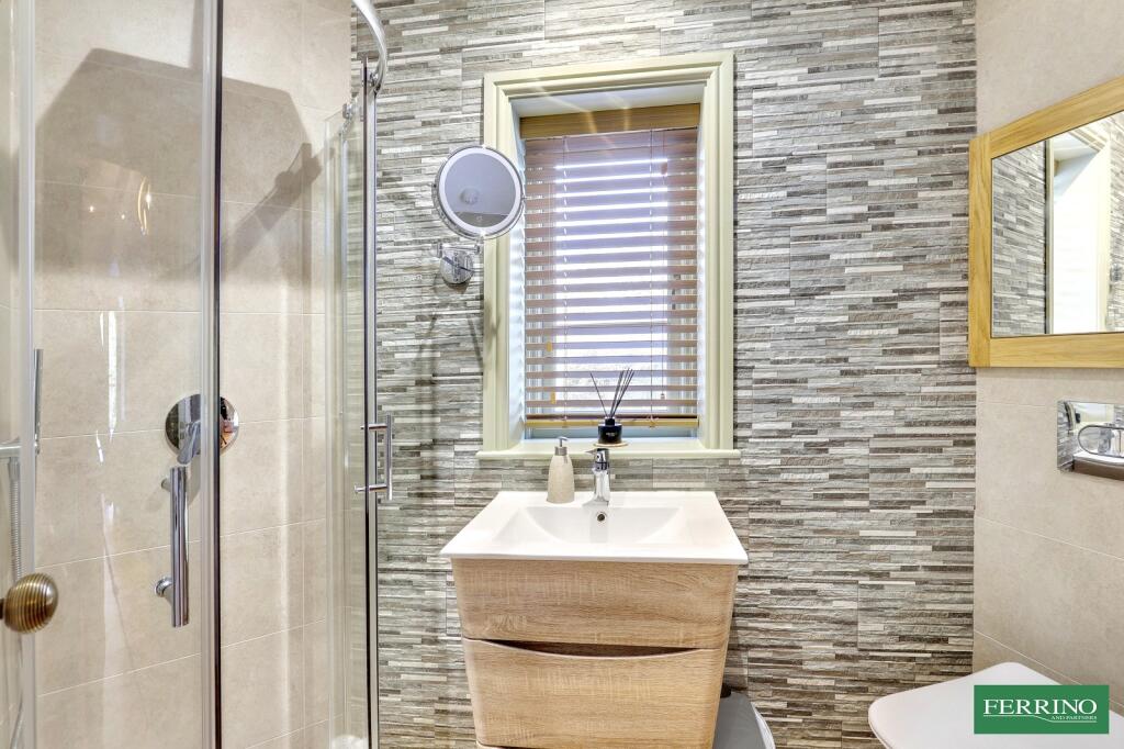 Master En-suite