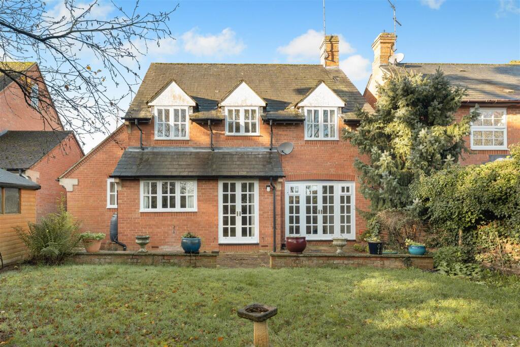 20 Lake Walk, Adderbury-20.jpg