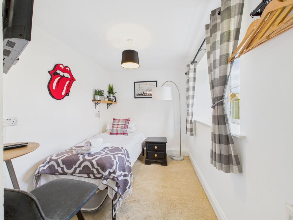 Bedroom 4