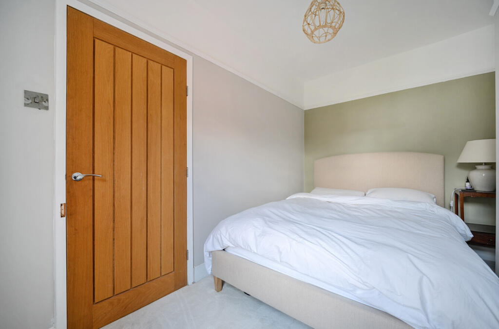 1299649-17-6842e5...