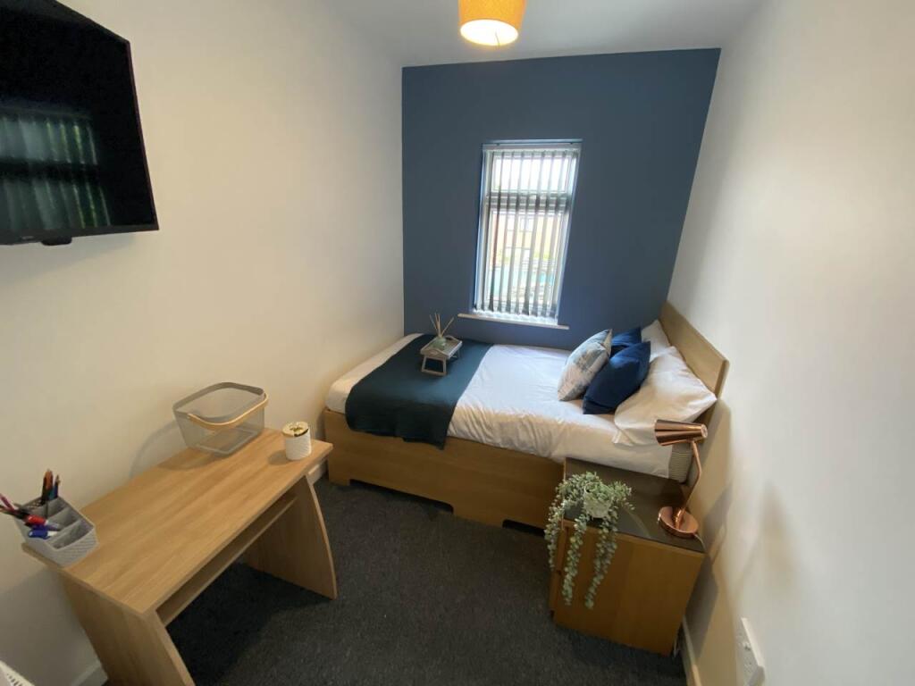 Bedroom 5 