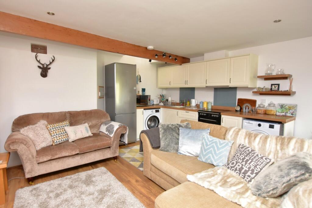 Living Room/Kitchen