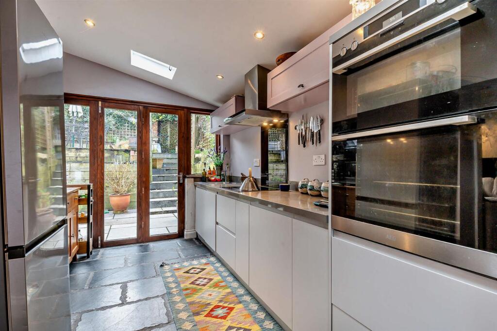 8640464-interior04-800.jpg
