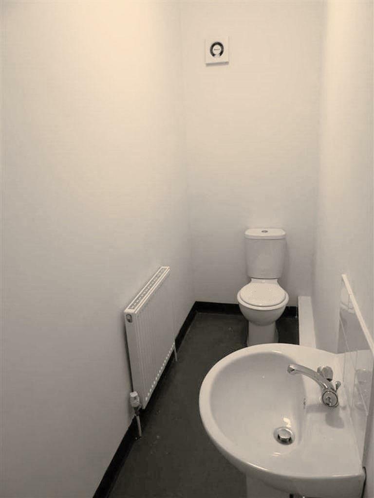 7368_28752143_IMG_13_0000.jpg