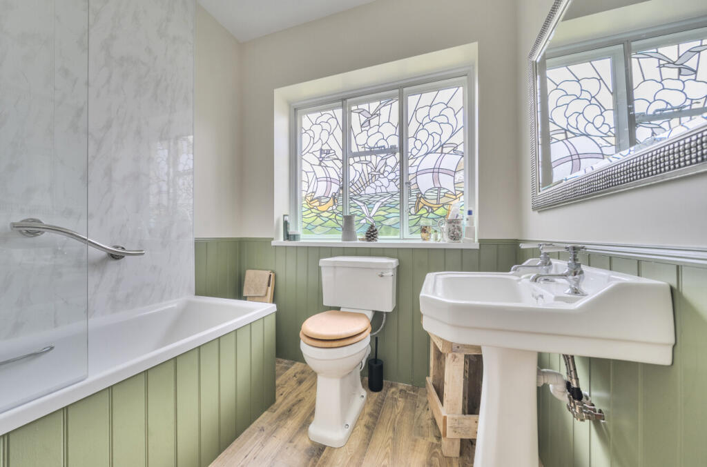 1359689-14-68d6d3...