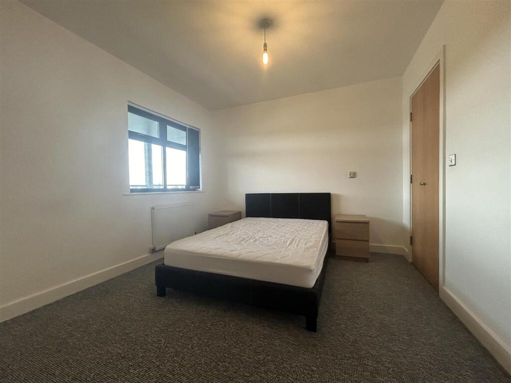 2nd Bedroom (2).jpeg