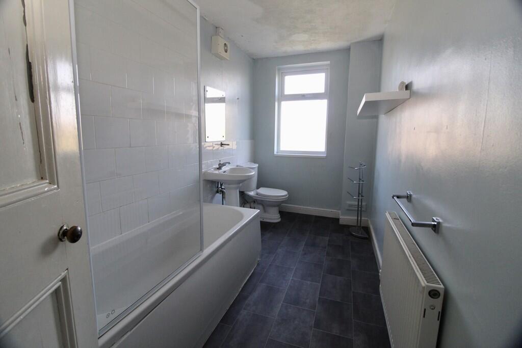 37DD79A1-63BC-49D...