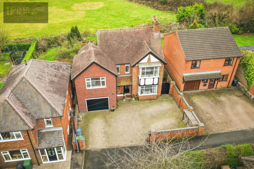 Middleton Avenue, Codnor, Ripley, DE5