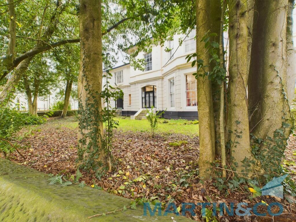 CAM01870G0-PR0155...