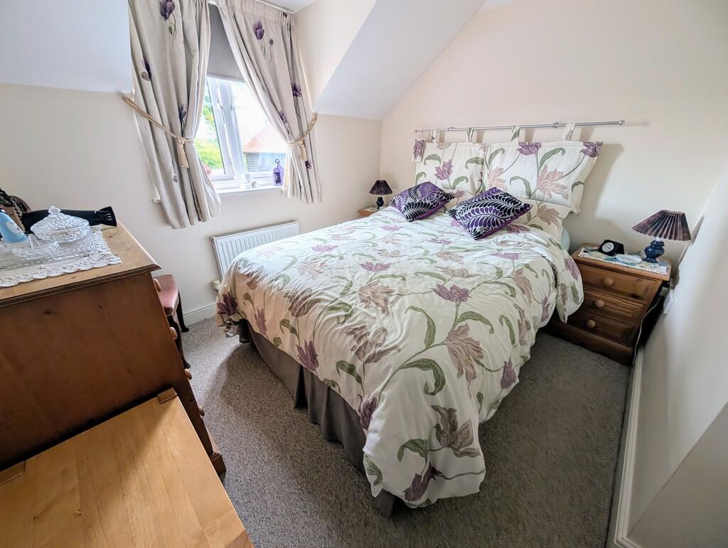 PXL_20251001_1415...