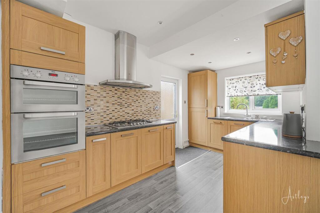 Kitchen/diner (Kitchen area)