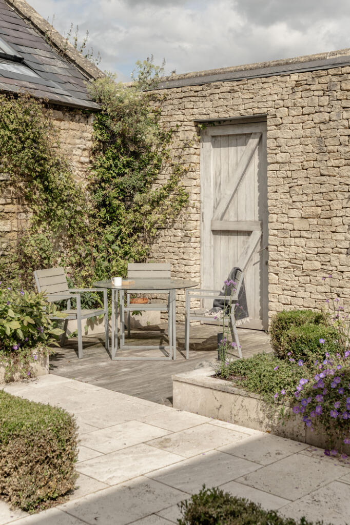 310212 - TMH_ORCHARD HOUSE-56.jpg